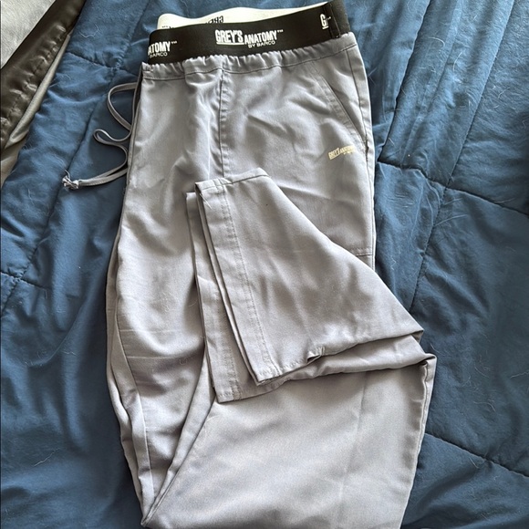 Grey's Anatomy Gray Sweatpants Relaxed Fit Joggers - Picture 1 of 2